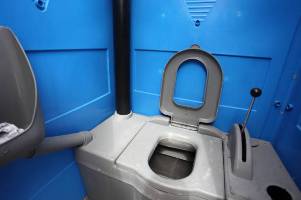 Porta potty delivery and setup in Chelsea, MA